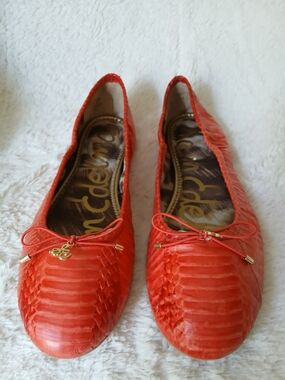 Sam Edelman Red /Orange Textured Leather Ballet Flats with Bow